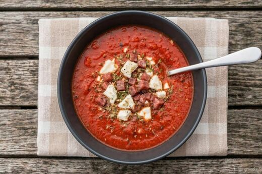 Mamas schnelle Tomatensuppe - Rezept - Grillbeilage